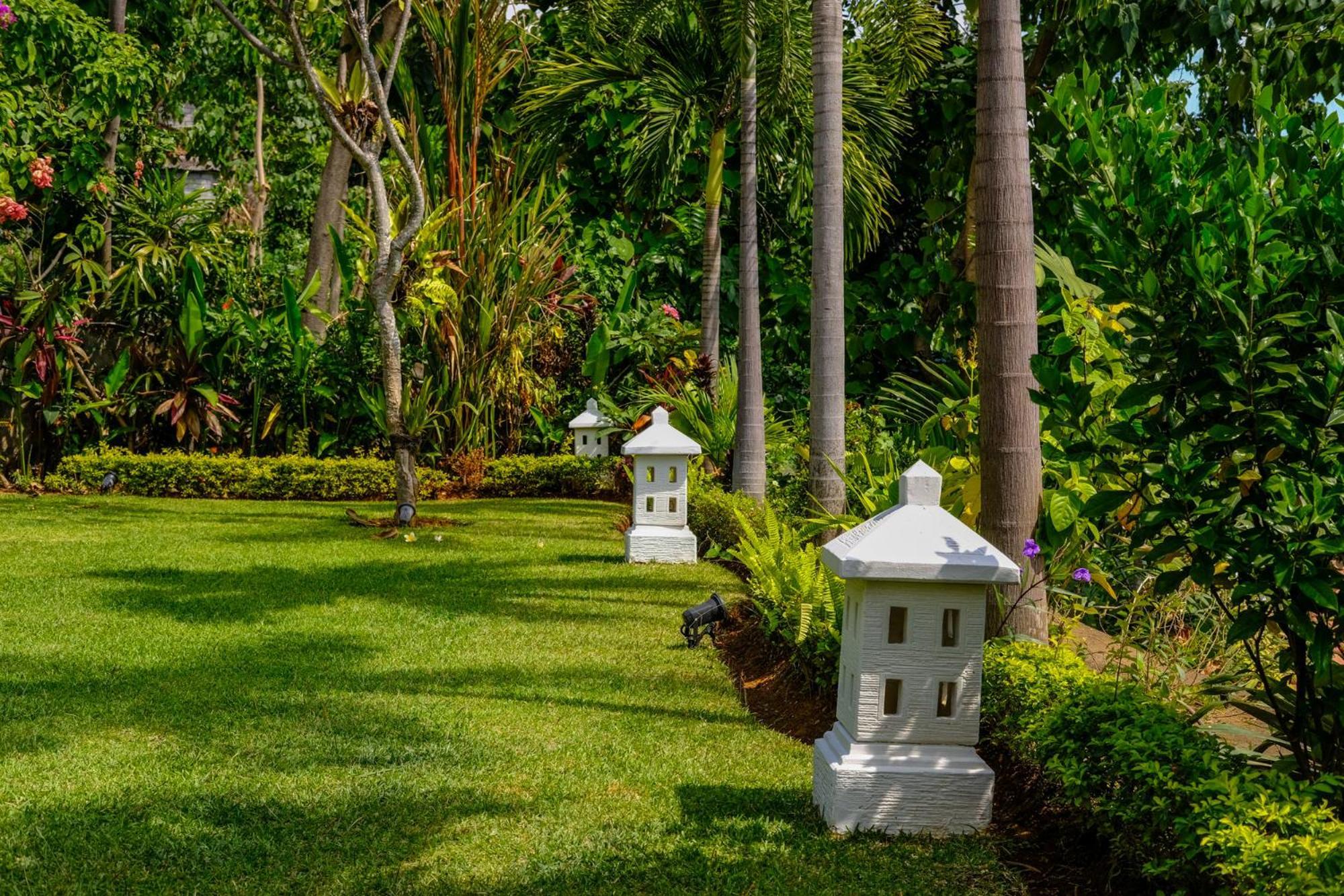 Villa Mata Hari Panji Exteriör bild
