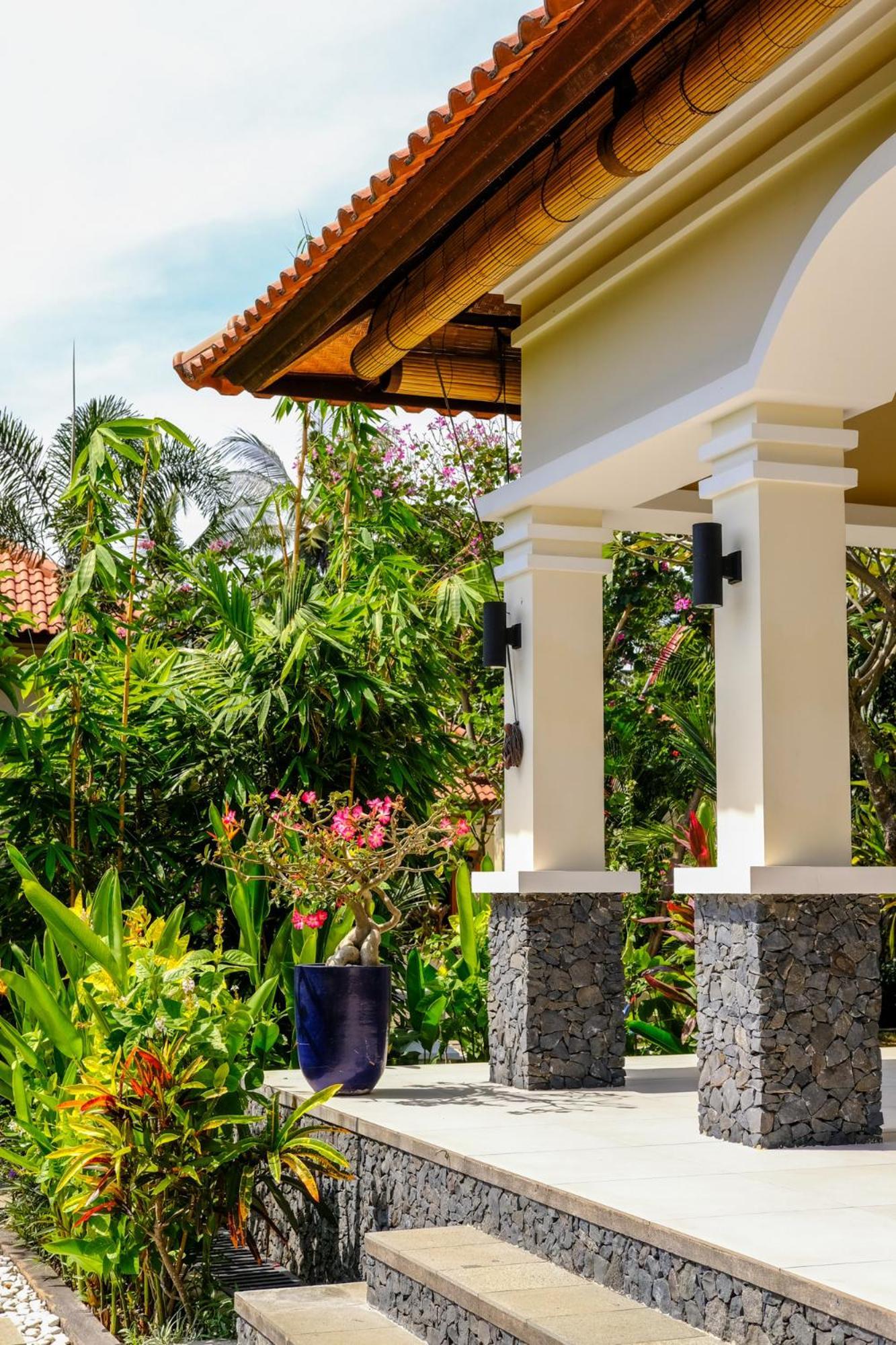 Villa Mata Hari Panji Exteriör bild