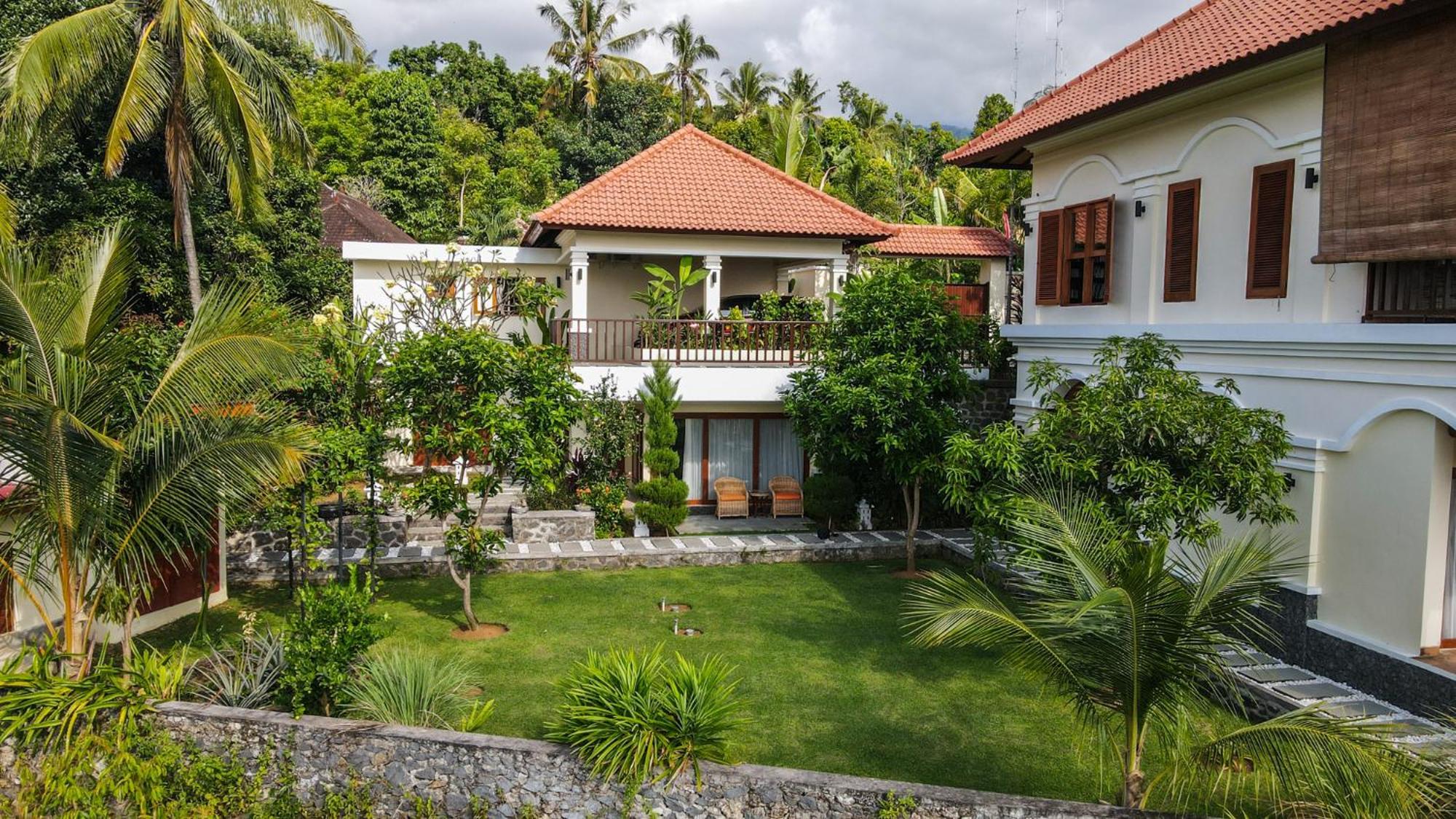 Villa Mata Hari Panji Exteriör bild