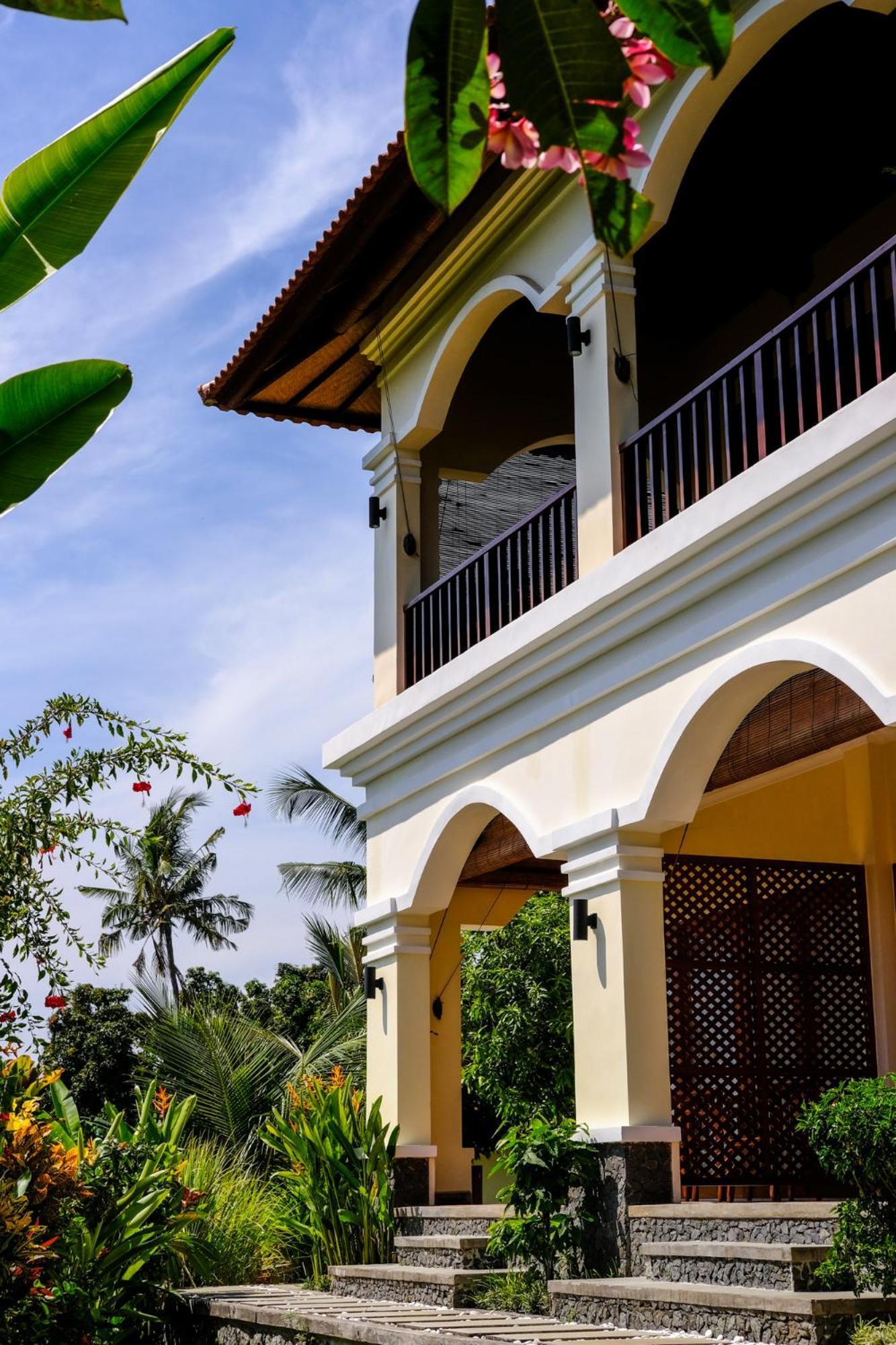 Villa Mata Hari Panji Exteriör bild
